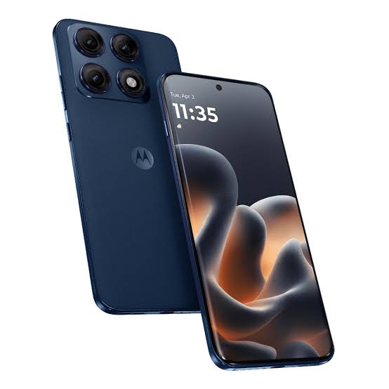 Moto Edge 70 Pro View 2